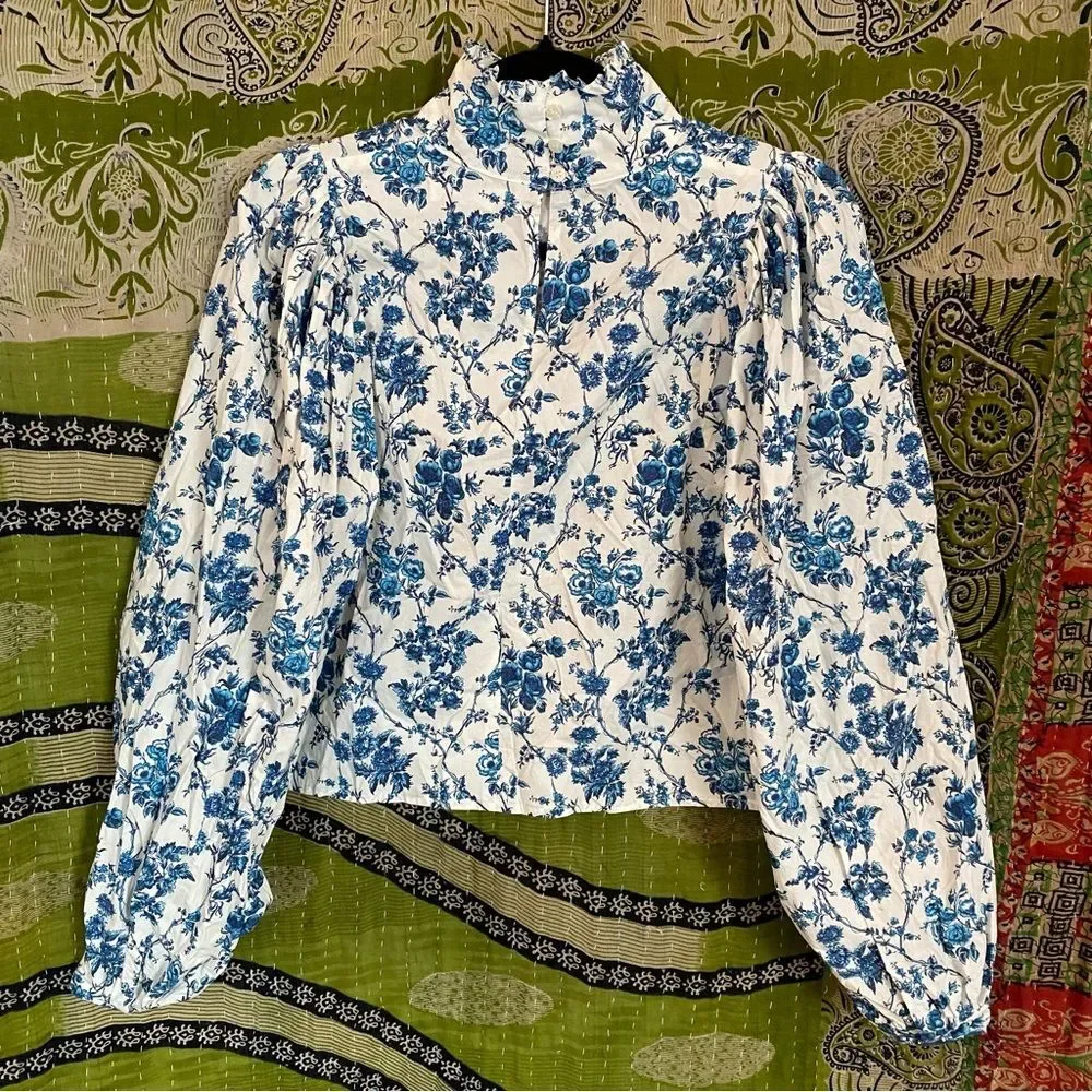 Meadows x Free People Big Blue Floral Carnation Turtleneck Blouse Size 6
